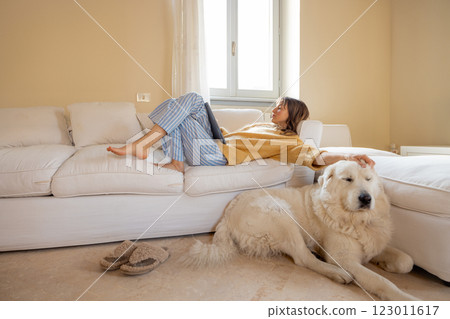 Cozy Morning with a Loyal Companion Cozy Morning with a Loyal Companion 123011617