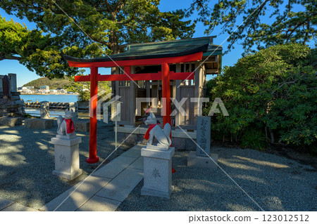 Inari Shrine overlooking the sea, a power spot in the Shonan area of Hayama 123012512