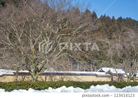 Ichijodani Asakura Clan Ruins shrouded in morning mist Ichijodani Asakura Clan Ruins shrouded in morning mist 123018123