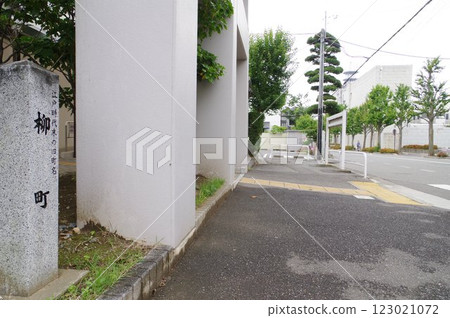 信州、松本市、舊町名牌、「柳町」附近的景色 信州、松本市、舊町名牌、「柳町」附近的景色 123021072