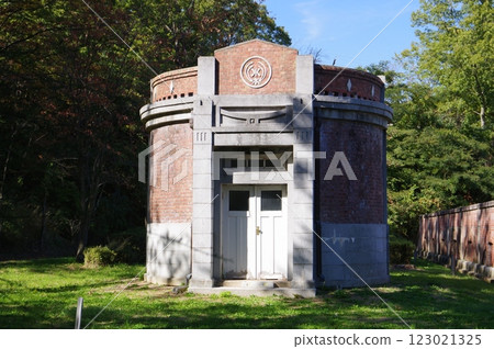 信州松本文化遺產 松本市水道局 大正時代建造的島上第一個水源「聯合井」的設施 信州松本文化遺產 松本市水道局 大正時代建造的島上第一個水源「聯合井」的設施 123021325