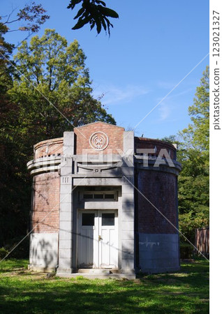 Shinshu Matsumoto Cultural Properties Matsumoto City Water Bureau Facilities at the island's first water source "Joint well" constructed in the Taisho period 123021327