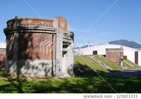 信州松本文化遺產 松本市水道局 大正時代建造的島上第一個水源「聯合井」的設施 123021331