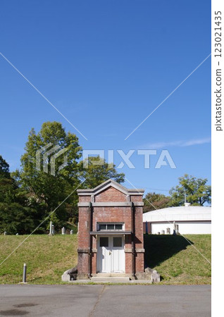 信州松本文化遺產 松本市水道局 大正時代建造的島上第一個水源「古水庫」的設施 123021435
