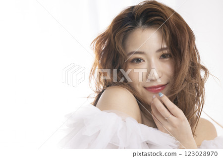 Beauty image of young women 123028970