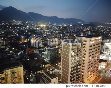 Night view of Beppu, Oita Prefecture 123030862