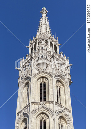 Tower of St. Matthias Church in Budapest 123034082