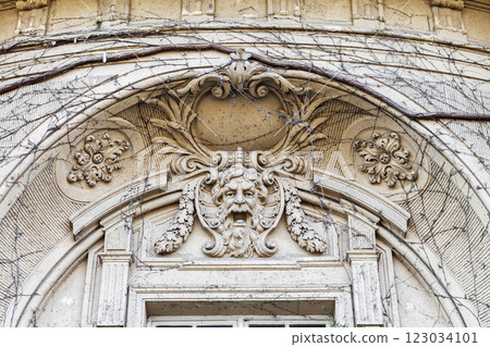 Baroque style architecture detail, Budapest Baroque style architecture detail, Budapest 123034101
