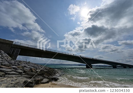 仰望古宇利大橋 仰望古宇利大橋 123034330