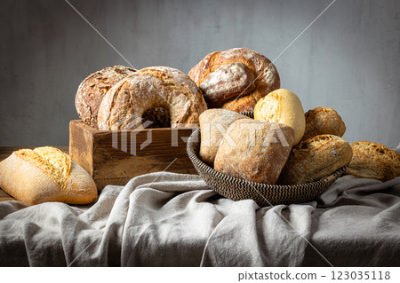 various artissan bread various artissan bread 123035118