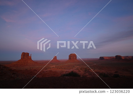 Monument Valley at dawn 123036220