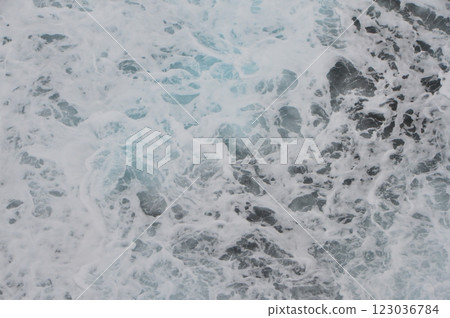 Tidal current (the northernmost tip of Okinawa Honjima / Hendo in Kunigami-gun, Kunigami-gun, Okinawa Prefecture) Tidal current (the northernmost tip of Okinawa Honjima / Hendo in Kunigami-gun, Kunigami-gun, Okinawa Prefecture) 123036784