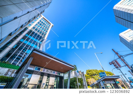 Tokyo cityscape in Japan, overlooking Aoyama-Itchome Station and other areas 123036892