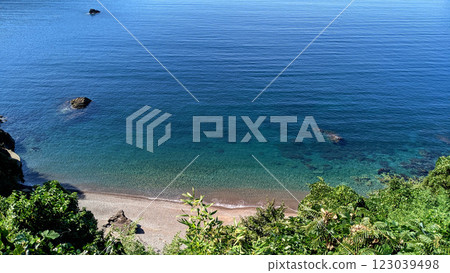 The beautiful coastline of Wakasa Town, Fukui Prefecture 123039498