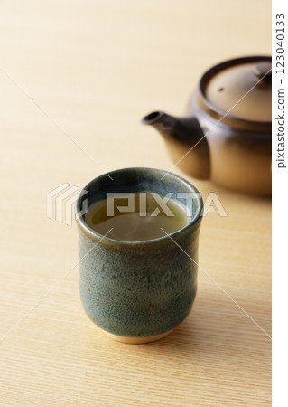 Green Tea Green Tea 123040133