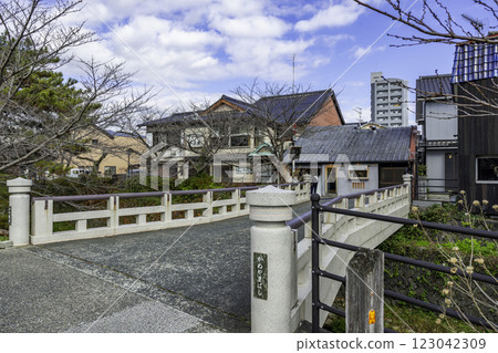 Yamaguchi, Around Ichinosaka River, Yamaguchi City, Yamaguchi Prefecture 123042309