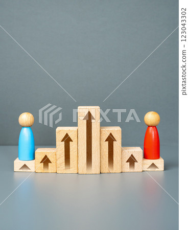 Two opponents at a low start before conquering the summit. Announcement of participation in elections or competition for the championship. Political race. Corporate rivalries. Leadership battles Two opponents at a low start before conquering the summit. Announcement of participation in elections or competition for the championship. Political race. Corporate rivalries. Leadership battles 123043302