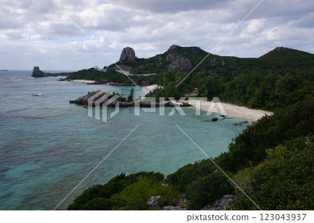 沖繩縣伊是名島的二見浦海灘 沖繩縣伊是名島的二見浦海灘 123043937