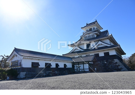 The exterior of Nagahama Castle History Museum (Toyo Park) 123043965