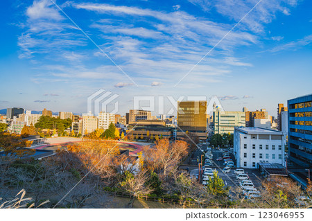 Hamamatsu cityscape in the evening as seen from around Hamamatsu Castle (Shizuoka Prefecture) Hamamatsu cityscape in the evening as seen from around Hamamatsu Castle (Shizuoka Prefecture) 123046955