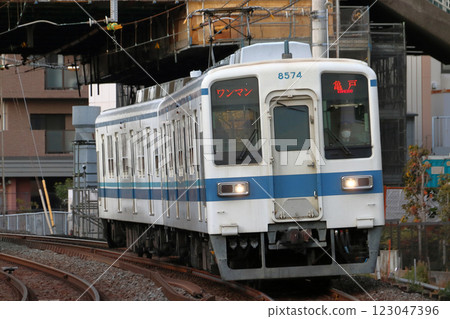 [TS] 東武龜戶線 8000 系列列車（單人運行：曳船⇔龜戶） 123047396