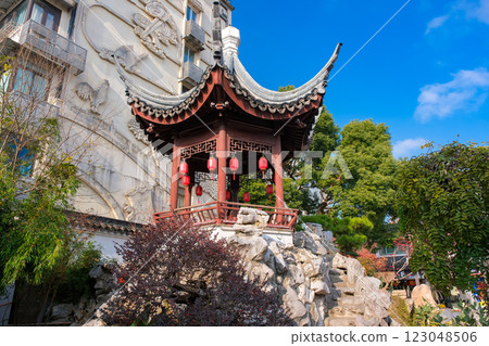 水鄉,七寶古鎮,清鐘閣,上海,中國 水鄉,七寶古鎮,清鐘閣,上海,中國 123048506