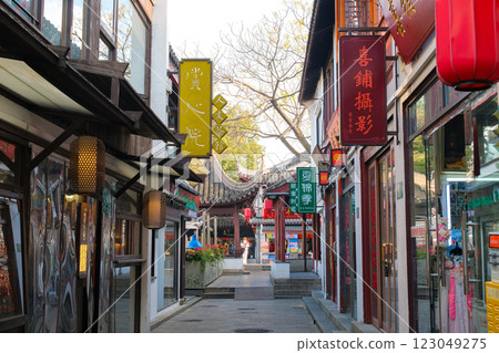 中國上海水鄉七寶古鎮購物街 123049275