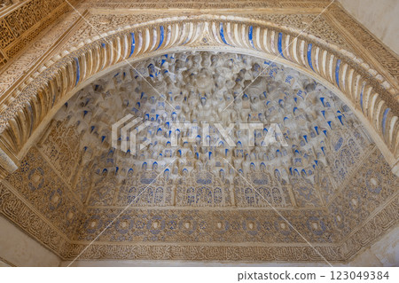 Arabic interiors of Nasrid Palace, Alhambra palace comple, Generalife and Albayzin (Generalife y Albaicin de Granada), UNESCO site, Granada, Andalusia, Spain Arabic interiors of Nasrid Palace, Alhambra palace comple, Generalife and Albayzin (Generalife y Albaicin de Granada), UNESCO site, Granada, Andalusia, Spain 123049384