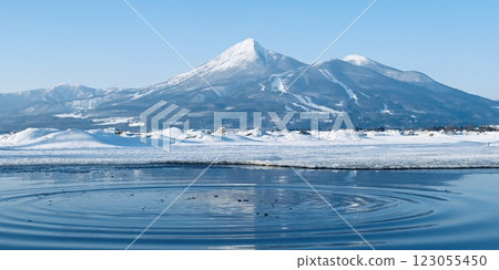 Scenery of Lake Inawashiro 123055450