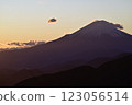 Mount Fuji  123056514