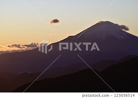 富士山 123056514