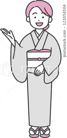 身穿和服的年輕女子在進行導遊的插圖 123058504