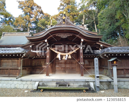 Owari Taga Shrine in winter: a power spot 123058815