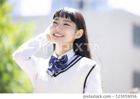 高中女生肖像 123059056