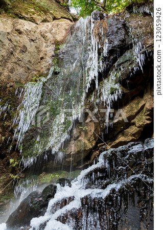 Frozen waterfall 123059426