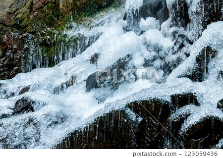 Frozen waterfall flow Frozen waterfall flow 123059436