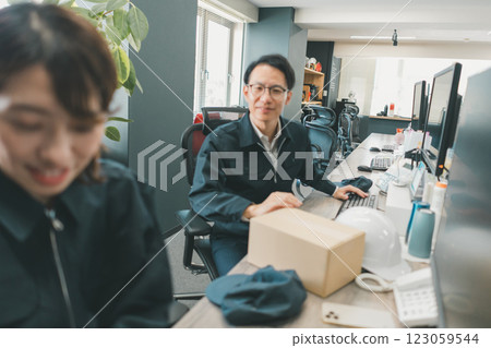 工廠管理、物流管理、製造管理、運輸管理、現場管理 123059544