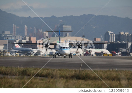 ATR72 ATR72 123059943