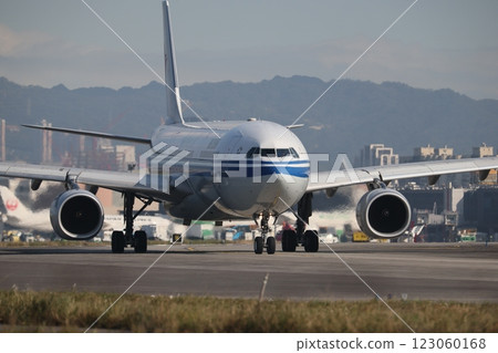 廣體客機 123060168