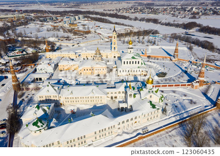 Winter aerial view of Old Golutvin Monastery in Kolomna 123060435