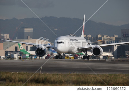 廣體客機 123060852