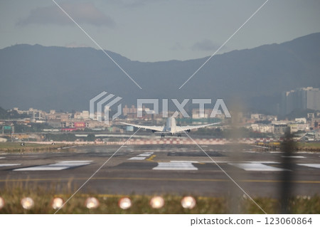 廣體客機 123060864