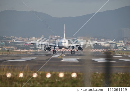 飛機滑行 123061139