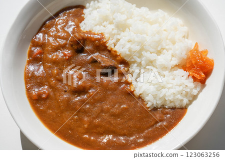 咖哩飯，一道經典的家常菜 123063256