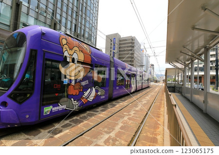 Sanfrecce decorated train Sanfrecce decorated train 123065175