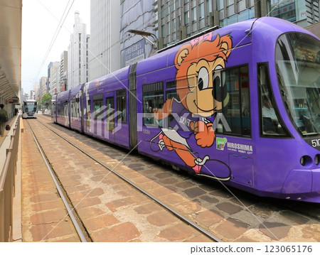 Sanfrecce decorated train Sanfrecce decorated train 123065176