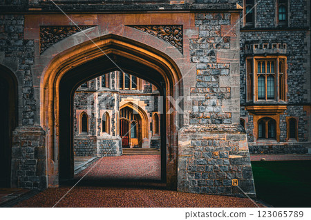 溫莎城堡門 123065789