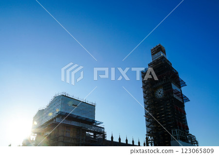 Big Ben and the twilight sky 123065809