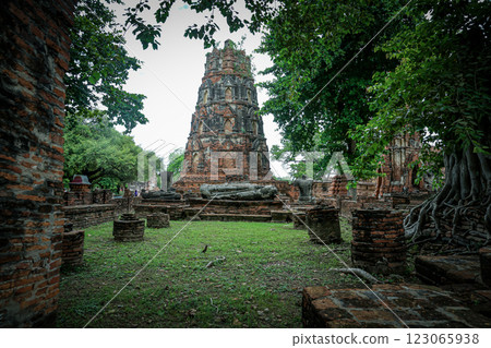 Ruins of Ayutthaya (Kingdom of Thailand) Ruins of Ayutthaya (Kingdom of Thailand) 123065938