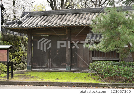 沿著中山道漫步高崎：高崎城東門、高崎城跡公園 123067360
